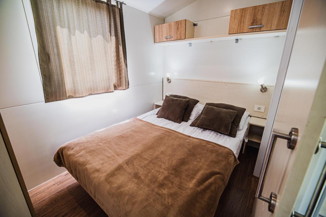 Lake View Mobile Homes With Thermal Riviera Tickets In Terme Catez Catez ob Savi Εξωτερικό φωτογραφία