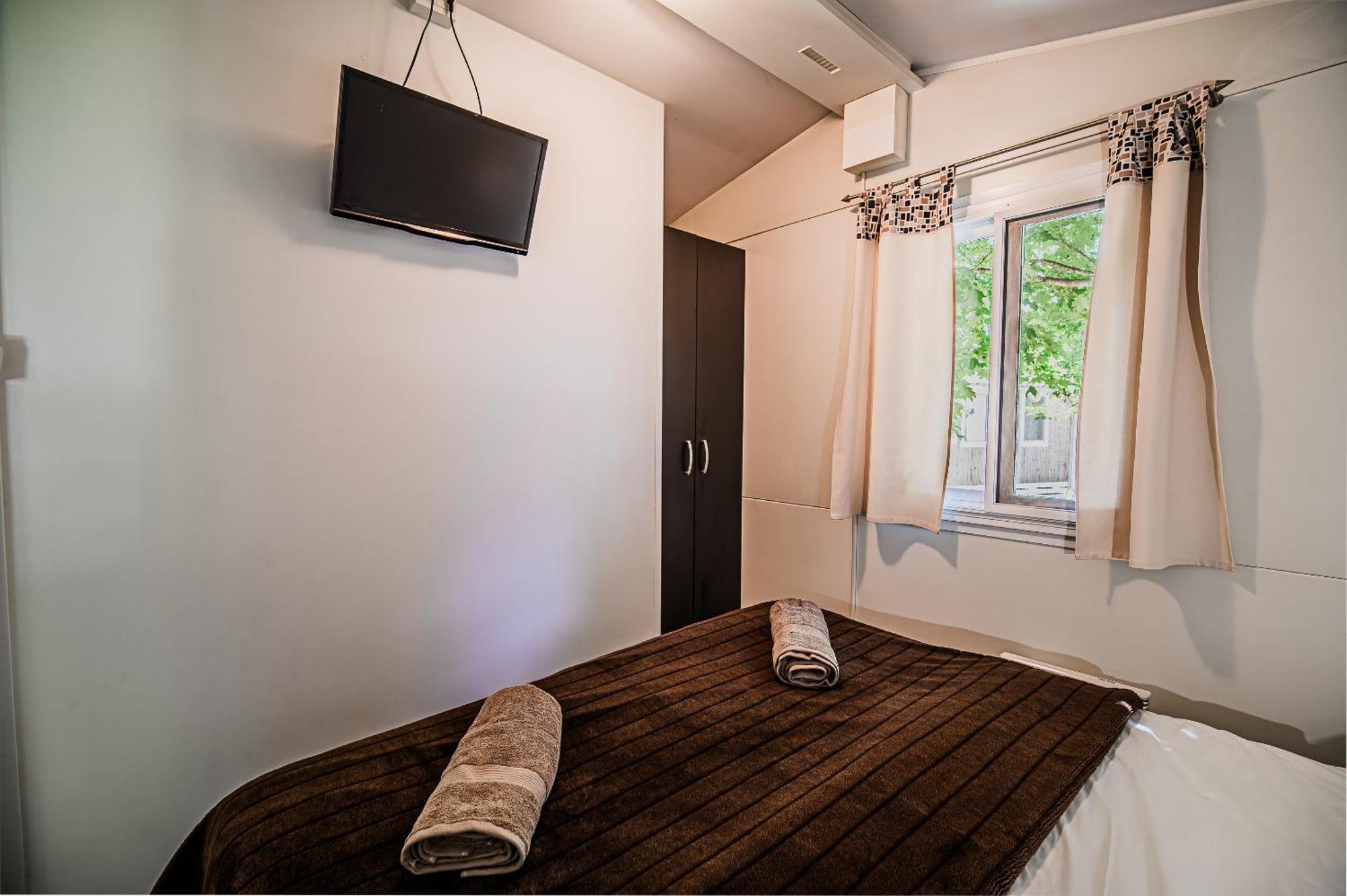 Lake View Mobile Homes With Thermal Riviera Tickets In Terme Catez Catez ob Savi Εξωτερικό φωτογραφία