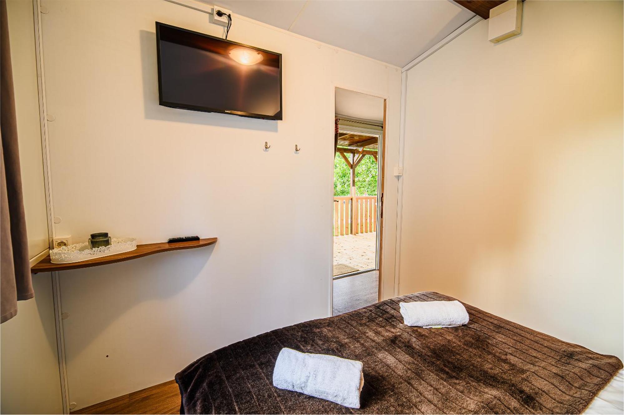 Lake View Mobile Homes With Thermal Riviera Tickets In Terme Catez Catez ob Savi Εξωτερικό φωτογραφία