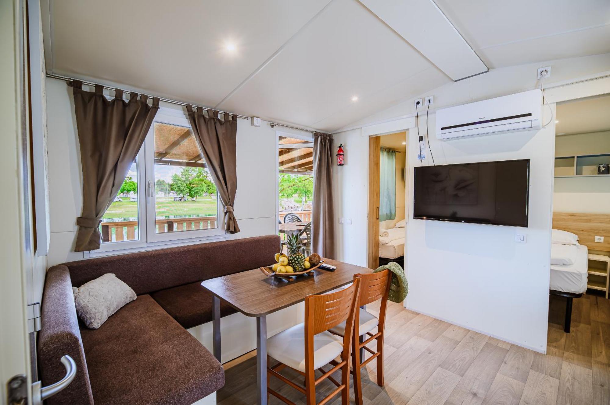 Lake View Mobile Homes With Thermal Riviera Tickets In Terme Catez Catez ob Savi Εξωτερικό φωτογραφία
