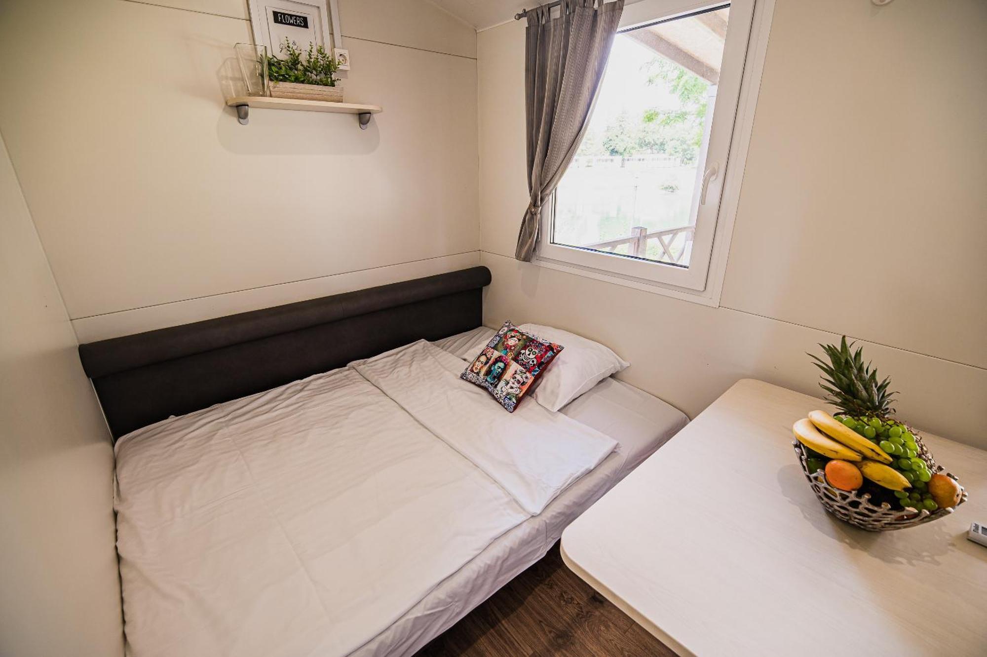 Lake View Mobile Homes With Thermal Riviera Tickets In Terme Catez Catez ob Savi Δωμάτιο φωτογραφία