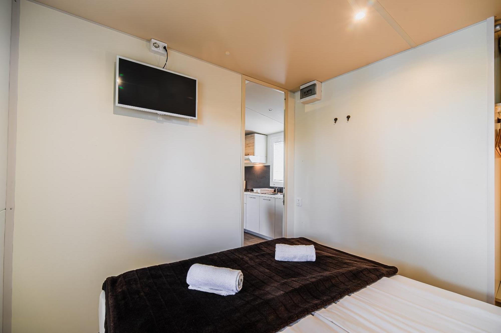 Lake View Mobile Homes With Thermal Riviera Tickets In Terme Catez Catez ob Savi Δωμάτιο φωτογραφία