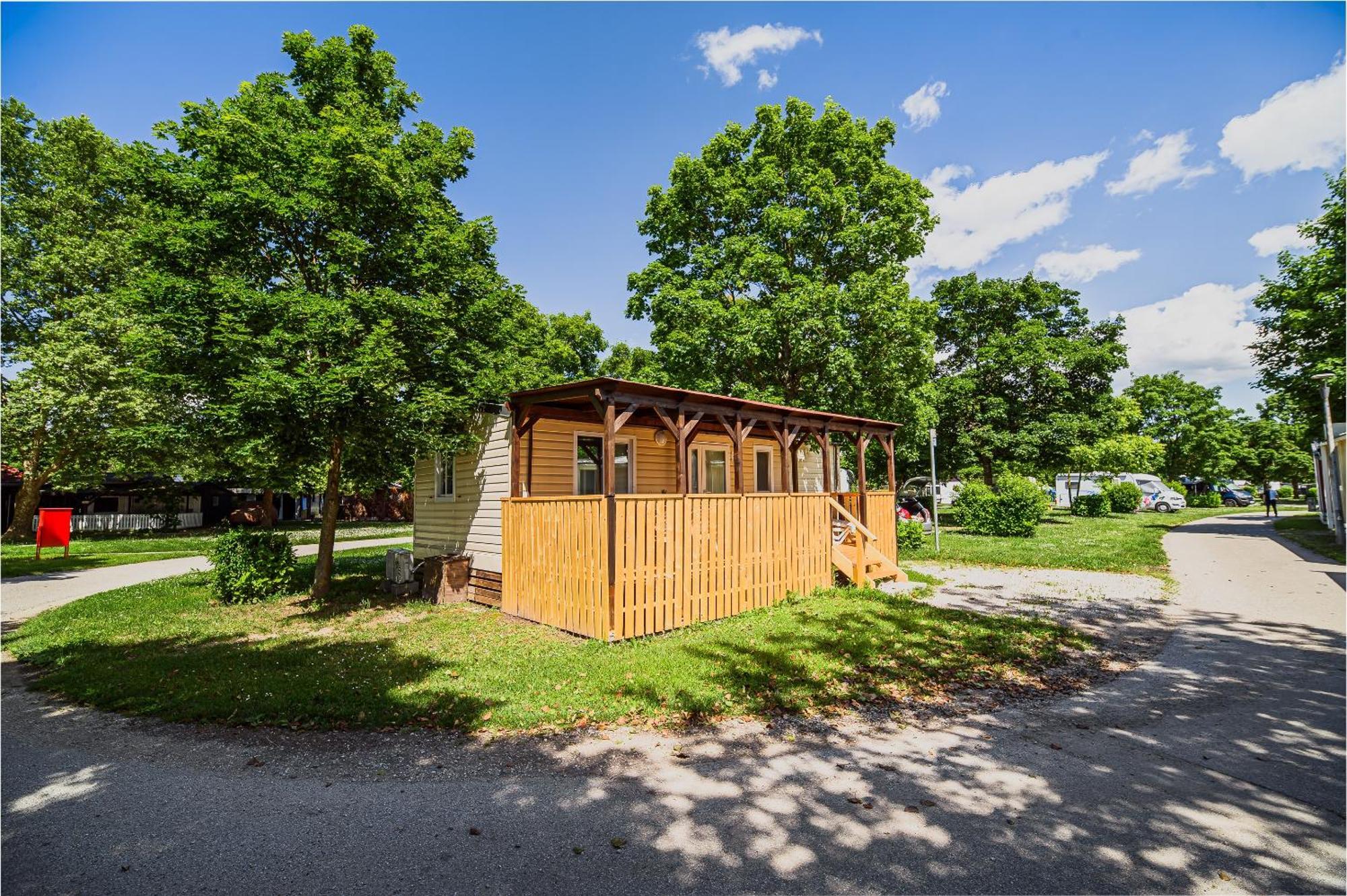 Lake View Mobile Homes With Thermal Riviera Tickets In Terme Catez Catez ob Savi Δωμάτιο φωτογραφία