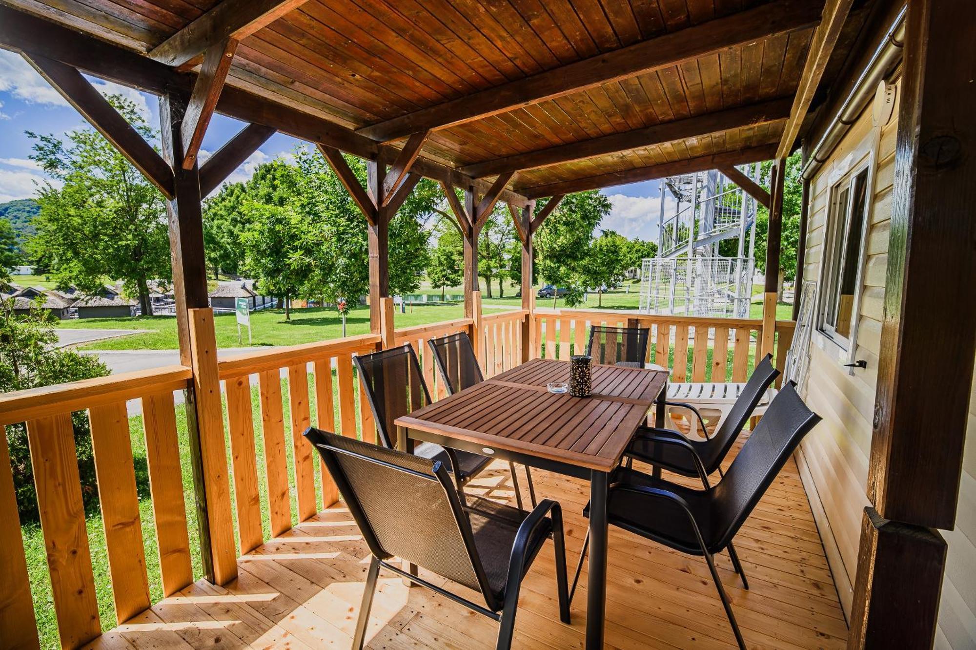 Lake View Mobile Homes With Thermal Riviera Tickets In Terme Catez Catez ob Savi Δωμάτιο φωτογραφία
